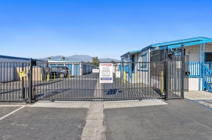 US Storage Centers - Hemet - Photo 4