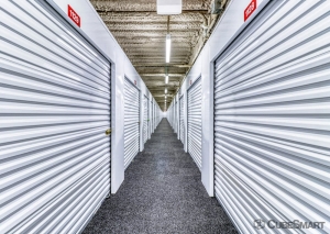 CubeSmart Self Storage - NJ East Brunswick Route 18 - Photo 3