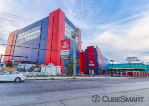 CubeSmart Self Storage - NY College Point Whitestone Expressway - Photo 3