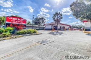 CubeSmart Self Storage - FL Edgewater North Ridgewood Avenue - Photo 12