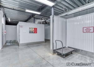 CubeSmart Self Storage - FL Holiday U S Highway 19 - Photo 7