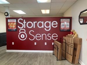 Storage Sense - Huntsville - Green Cove - Photo 3