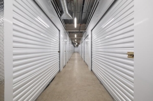 Public Storage - Inglewood - 715 Centinela Ave - Photo 2