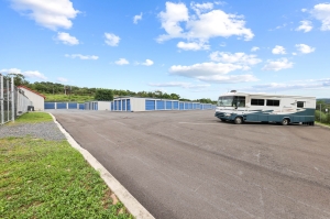 Load and Lock Self Storage - Walnutport - Photo 10