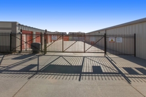 Public Storage - Omaha - 18175 Emiline St - Photo 4