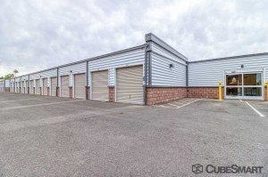 CubeSmart Self Storage - AZ Tempe S Priest Drive - Photo 11
