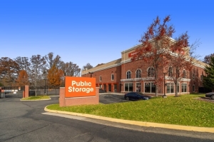 Public Storage - Woodbridge - 3340 Elm Farm Rd