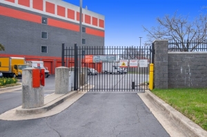 Public Storage - Beltsville - 10401 Rhode Island Ave - Photo 4