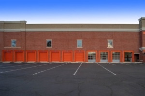 Public Storage - Capitol Heights - 800 Ritchie Rd - Photo 2