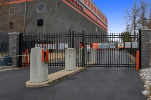 Public Storage - Ellicott City - 3487 Chevrolet Dr - Photo 4