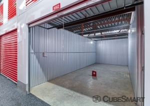 CubeSmart Self Storage - NY East Meadow Hempstead Turnpike - Photo 5