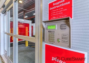 CubeSmart Self Storage - NY East Meadow Hempstead Turnpike - Photo 5