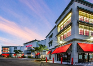 CubeSmart Self Storage - FL Stuart SW Federal Highway - Photo 6