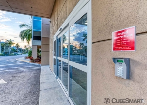 CubeSmart Self Storage - FL Palm Beach Gardens Riverside - Photo 3