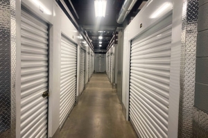 Public Storage - Mechanicsville - 8016 Rutland Center Blvd - Photo 2