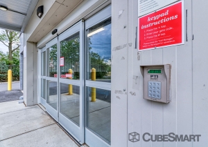 CubeSmart Self Storage - NJ Piscataway Washington Ave - Photo 4