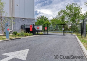 CubeSmart Self Storage - NJ Piscataway Washington Ave - Photo 6