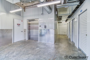 CubeSmart Self Storage - NJ Kearny Breiderhoft Rd - Photo 3
