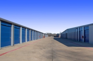 Public Storage - Manvel - 2695 County Rd 58 - Photo 2