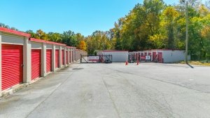 10 Federal Storage - Greensboro Rd - Photo 15