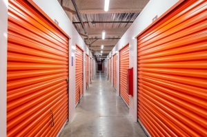 Public Storage - Portland - 2100 N Albina Ave - Photo 2