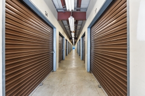 US Storage Centers - Little Rock - Photo 7