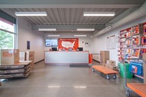 Public Storage - Farmington Hills - 32724 Northwestern Hwy - Photo 3