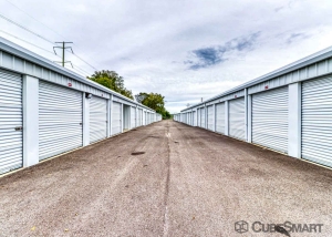 CubeSmart Self Storage - OH Cleveland Brookpark Rd - Photo 4