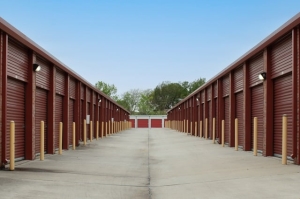 Public Storage - Arlington - 3000 S Watson Rd - Photo 2