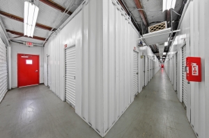 Small Town Storage - Houston - Rowlett - Photo 9