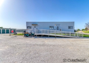 CubeSmart Self Storage - IL Peoria Hale Avenue - Photo 6