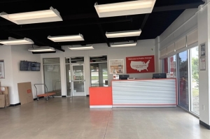 Public Storage - Dallas - 9130 South Hampton Road - Photo 3