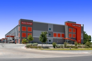Public Storage - San Antonio - 1426 N Panam Expy