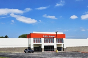 Public Storage - Kansas City - 14400 E US Highway 40 - Photo 1