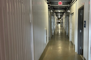Public Storage - San Antonio - 1062 NE Loop 410 - Photo 2