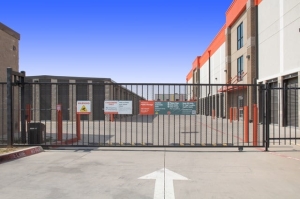Public Storage - Fort Worth - 9049 Tehama Ridge Pkwy - Photo 4