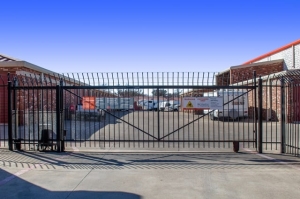 Public Storage - Hurst - 8850 Trinity Blvd - Photo 4