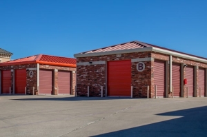 Public Storage - Hurst - 8850 Trinity Blvd - Photo 2