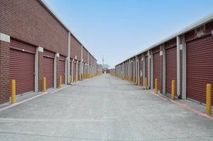 Public Storage - Fort Worth - 5624 Basswood Blvd - Photo 2