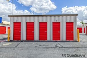 CubeSmart Self Storage - AZ Chandler North Arizona Ave - Photo 5