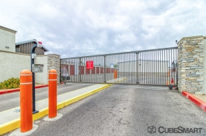 CubeSmart Self Storage - AZ Chandler S Gilbert Rd - Photo 2
