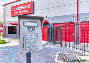CubeSmart Self Storage - CA Anaheim S Anaheim Way - Photo 8