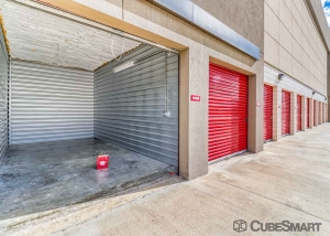 CubeSmart Self Storage - TX Houston N Shepherd Dr - Photo 4