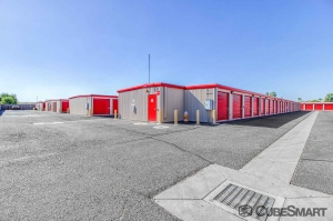 CubeSmart Self Storage - AZ Phoenix W Lower Buckeye Rd - Photo 3