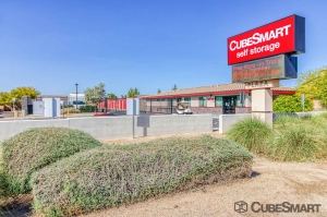 CubeSmart Self Storage - AZ Phoenix W Lower Buckeye Rd - Photo 3