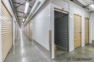 CubeSmart Self Storage - AZ Phoenix W Lower Buckeye Rd - Photo 8