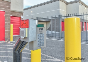 CubeSmart Self Storage - AZ Surprise West Bell Rd - Photo 4