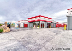 CubeSmart Self Storage - CA Fullerton North Harbor Blvd - Photo 2