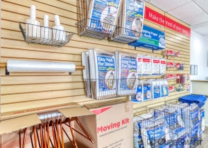 CubeSmart Self Storage - CA Fullerton North Harbor Blvd - Photo 3