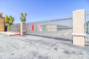 CubeSmart Self Storage - CA Rancho Cucamonga Milliken Ave - Photo 5
